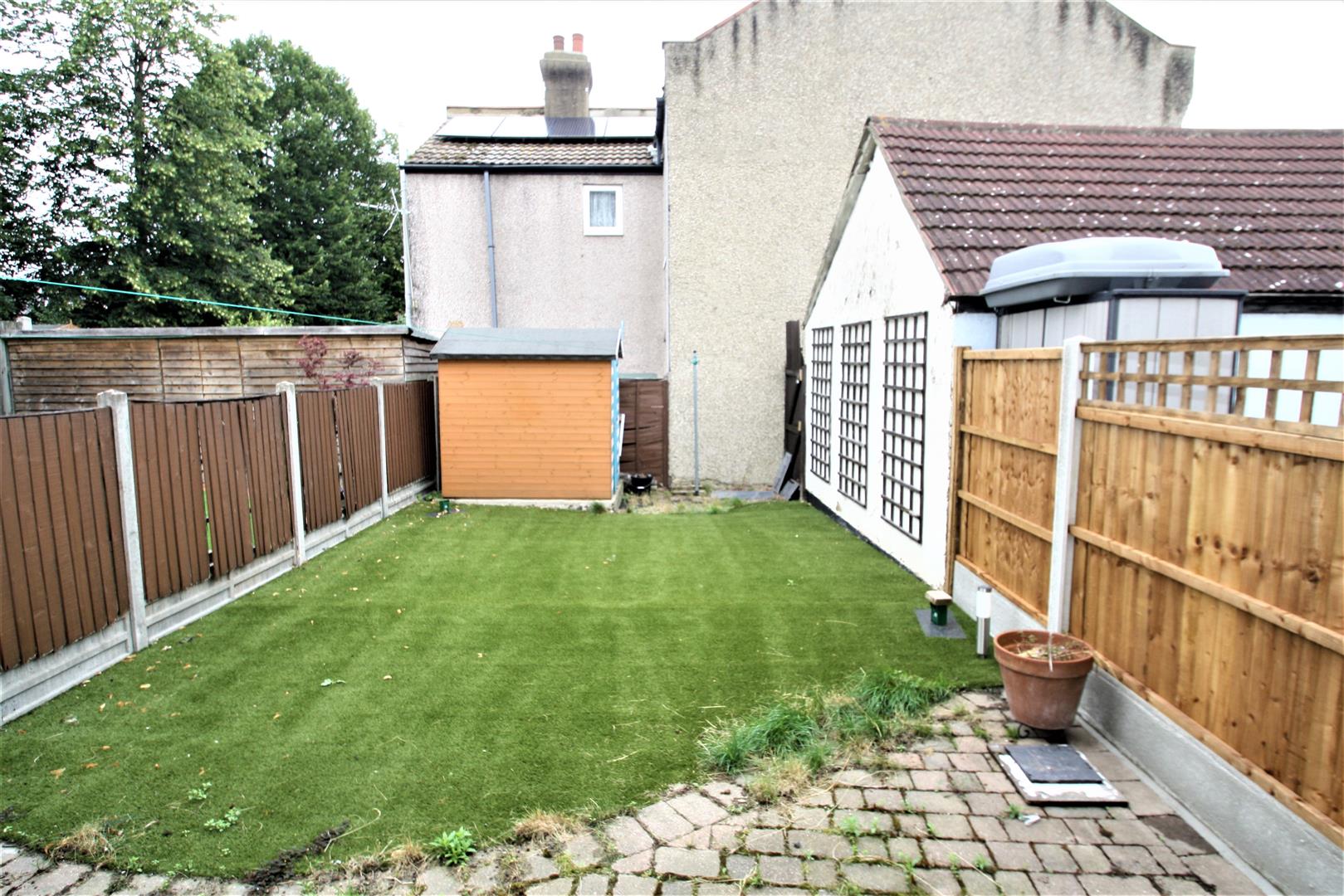 Appointmoor Rochford Avenue, WestcliffOnSea